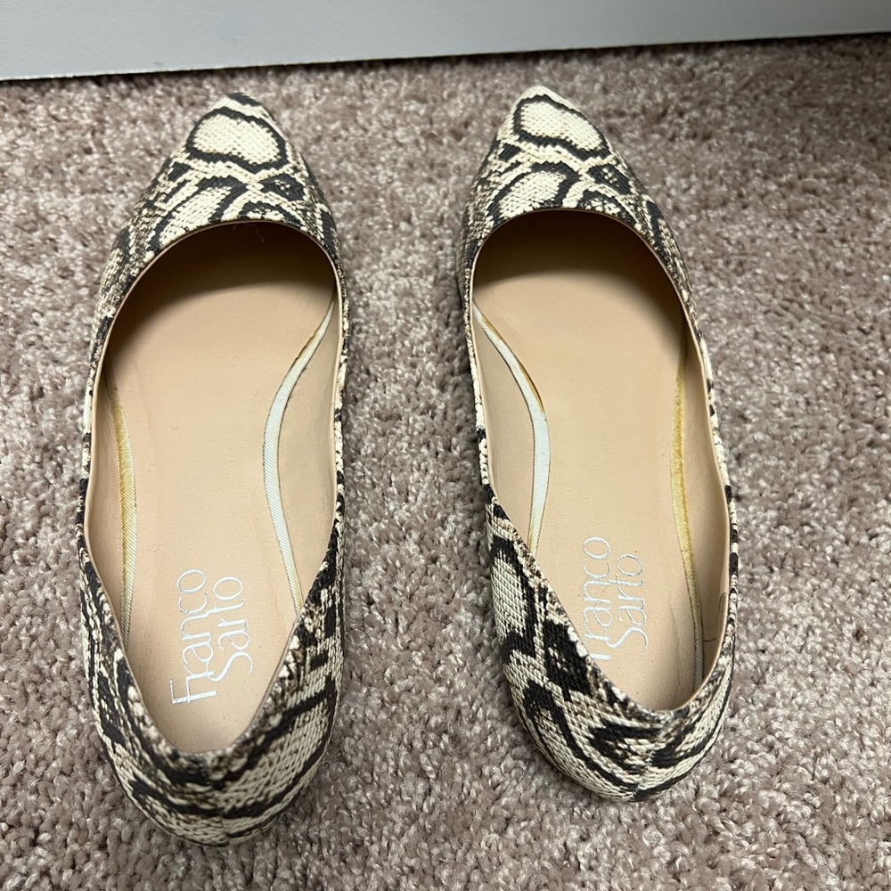 Flats - Picture 4 of 4
